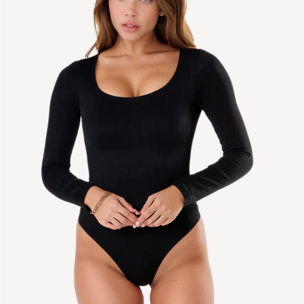 NEW✨ The Comfy Co Long-Sleeve Shaping Bodysuit